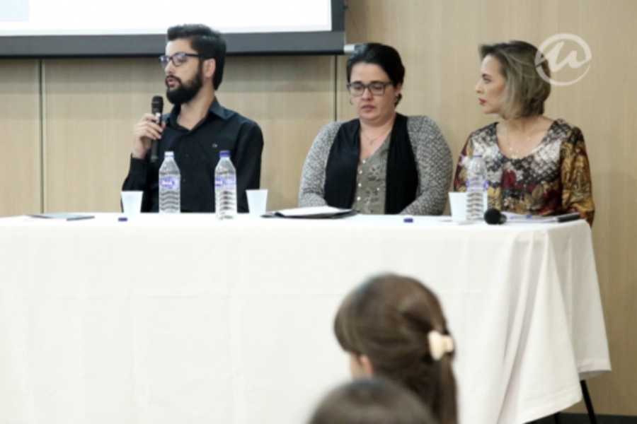 Mesa Redonda Suicidio e Reflexoes