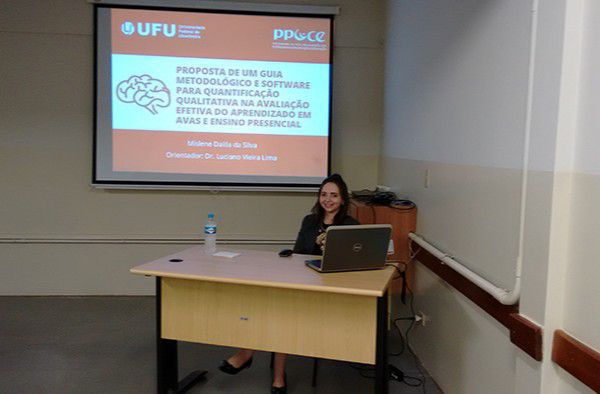 Professora do UNIPAM conclui Mestrado pela UFU