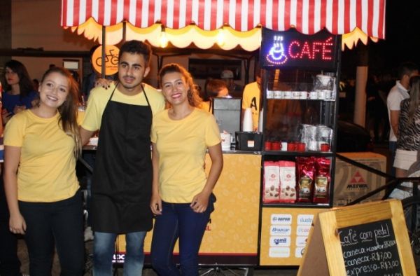 Food Bike é sucesso no centro da cidade