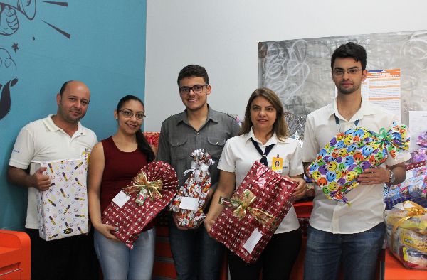 DCE e DA’S promovem Campanha “Natal Solidário”