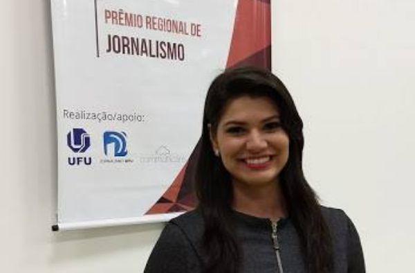 Professora do UNIPAM ganha prêmio regional de comunicação