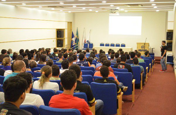 NIT, OceanO e Farol Incubadora promovem palestra de empreendedorismo 