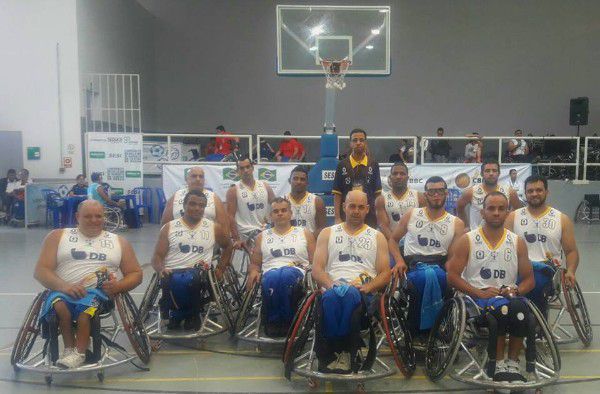 Equipe APP/UNIPAM/DB de basquete divulga agenda de competições