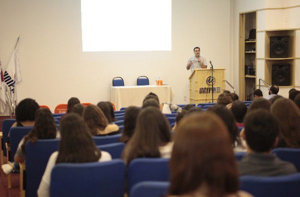 Jornada Multidisciplinar em Saúde Mental é realizada no UNIPAM