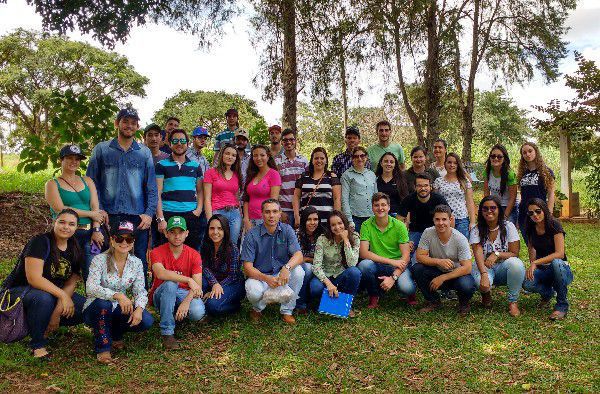 Alunos de Zootecnia participam de visita técnica em Uberlândia