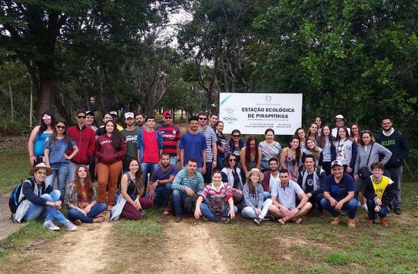 Alunos de Ciências Biológicas e Medicina Veterinária visitam Estação Ecológica de Pirapitinga