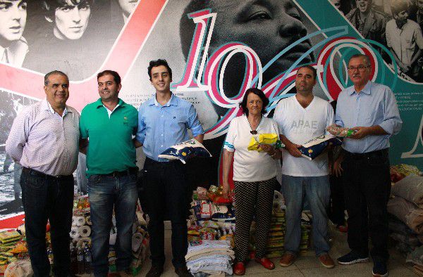 FEPAM / UNIPAM entregam 6 toneladas de alimentos a entidades carentes