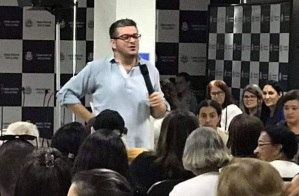 Professor do UNIPAM ministra palestra em Conferência Municipal 