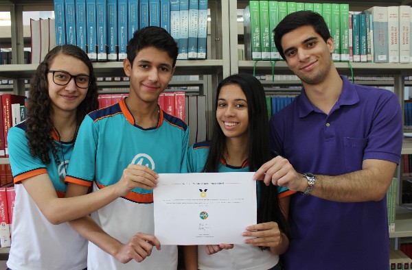 Alunos do Ensino Médio UNIPAM conquistam medalha de ouro regional na Olimpíada GeoBrasil