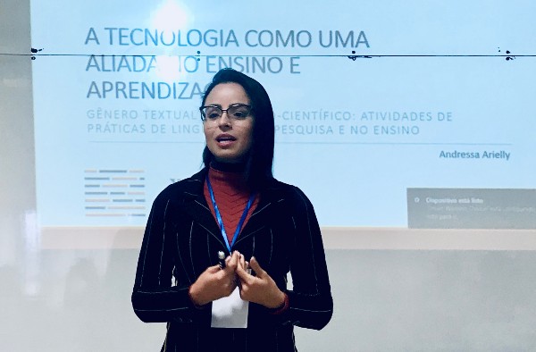 Professora do UNIPAM apresenta trabalho em Córdoba, na Argentina