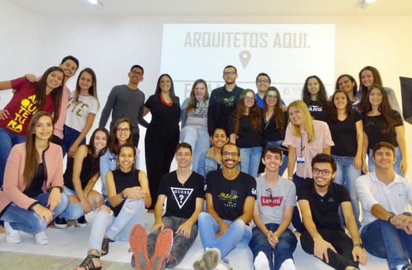 Alunos de Arquitetura e Urbanismo apresentam trabalhos desenvolvidos na disciplina de Formação Geral