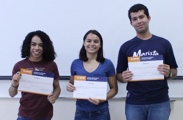 Curso de Letras realiza solenidade de premiação do “Prêmio Literário”