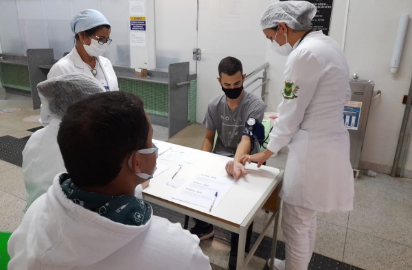 Curso Técnico em Enfermagem realiza ação voltada para a saúde do trabalhador