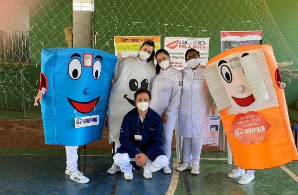 Alunos de Odontologia desenvolvem ações no bairro Nossa Senhora Aparecida e no Distrito de Bom Sucesso