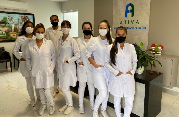 Alunos de Fisioterapia realizam visita técnica na Clínica Ativa