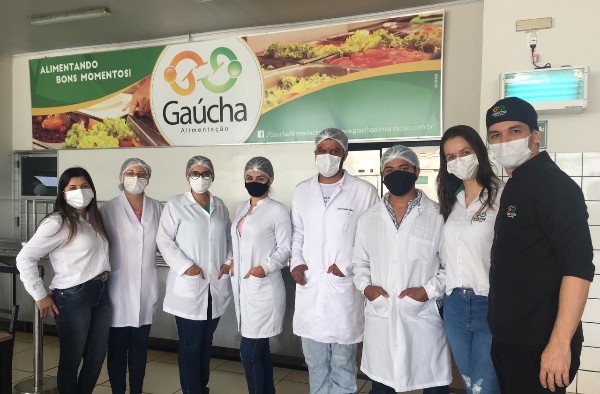 Alunos de Medicina Veterinária visitam a empresa Gaúcha Alimentação