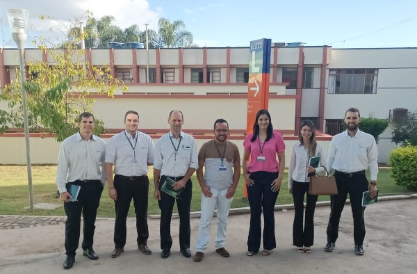 Colaboradores do Sicoob Credicopa visitam UNIPAM