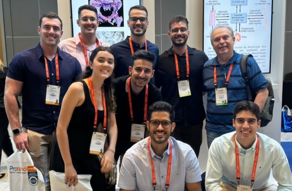 Alunos e professor do curso de Medicina participam de Congresso Brasileiro de Ortopedia e Traumatologia