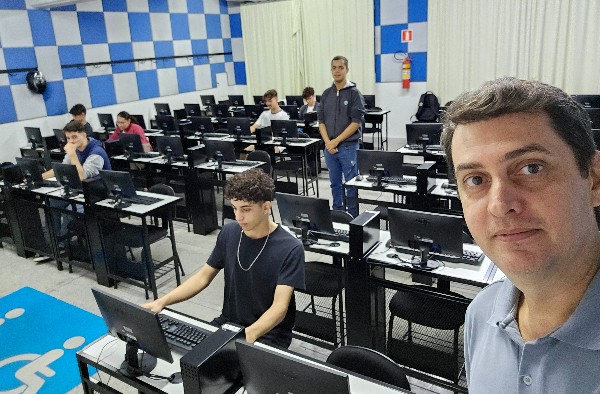 Alunos de Sistemas de Informação participam da Olimpíada Brasileira de Informática