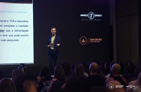 Professor do UNIPAM ministra palestras, em eventos de renome nacional, na área de Nutrição