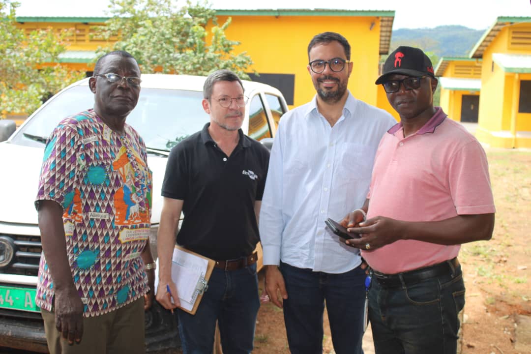 O coordenador do curso de Medicina Veterinária, professor Dr. Flávio Moreira de Almeida, participa de missão de cooperação técnica O coordenador do curso de Medicina Veterinária, professor Dr. Flávio Moreira de Almeida, participa de missão de cooperação técnica