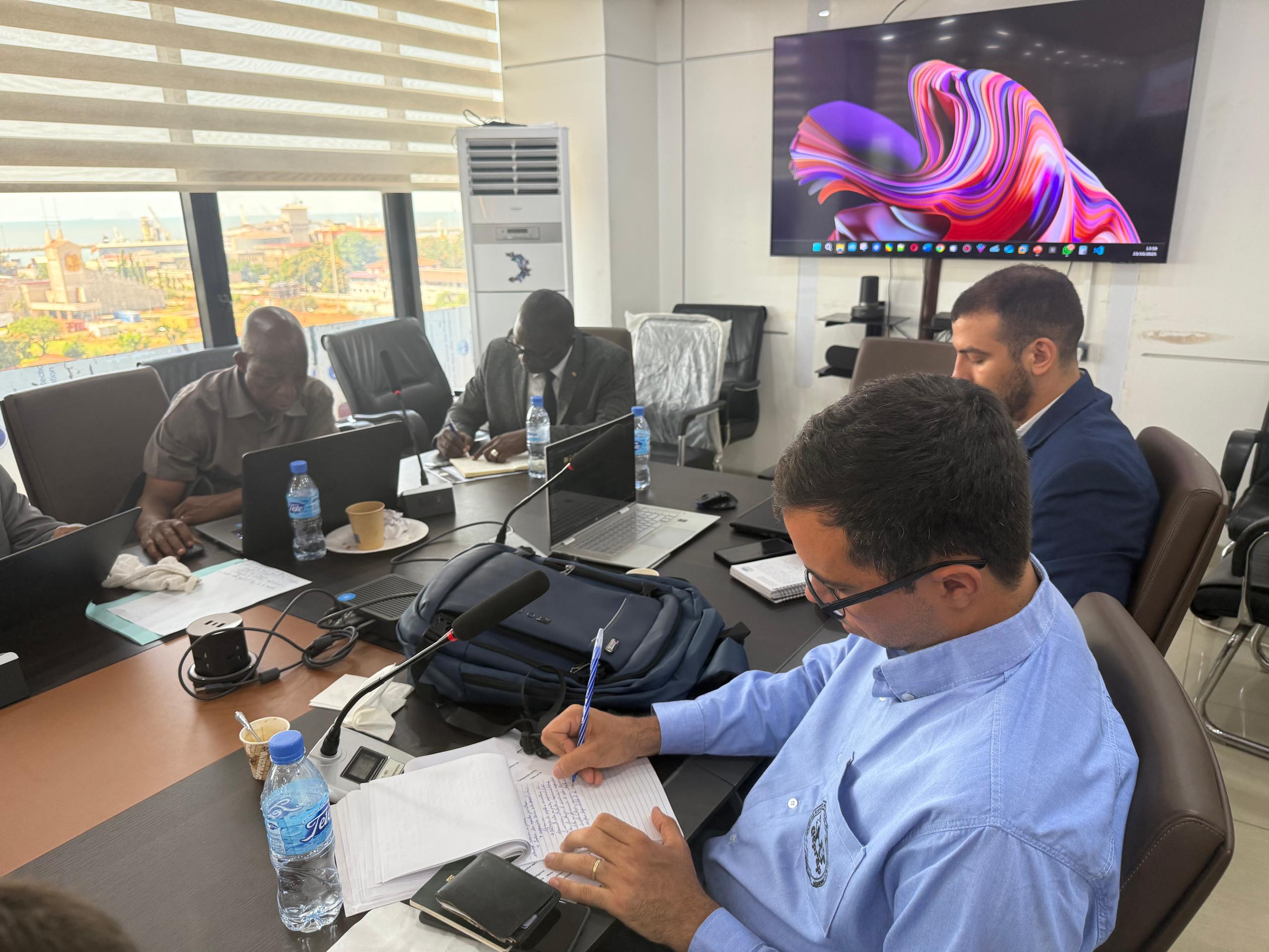 O coordenador do curso de Medicina Veterinária, professor Dr. Flávio Moreira de Almeida, participa de missão de cooperação técnica O coordenador do curso de Medicina Veterinária, professor Dr. Flávio Moreira de Almeida, participa de missão de cooperação técnica